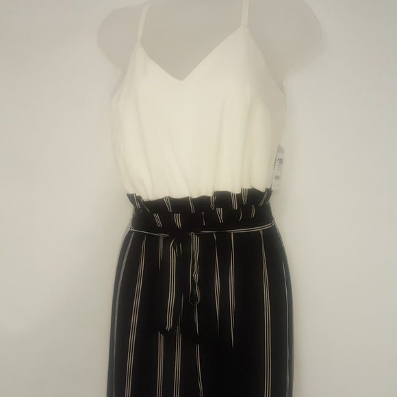 Women's Jump Suit white and black & White stripe - Picture 2 of 8
